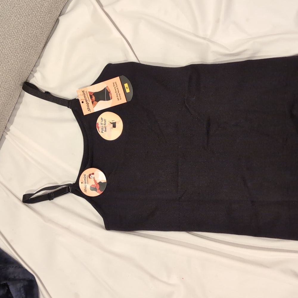 Shapemint Essentials, All Day Scoop Neck Cami 2 - 1 Black And 1 White